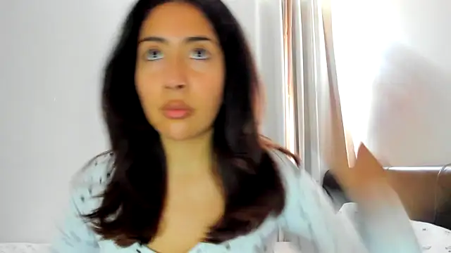 Snapshot of LorenaAnderson chatting on September 13, 9:39 am LorenaAnderson online show from September 13, 9:39 am