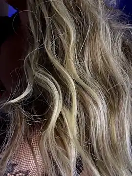 SaraFerreira online show from March 22, 3:23 am