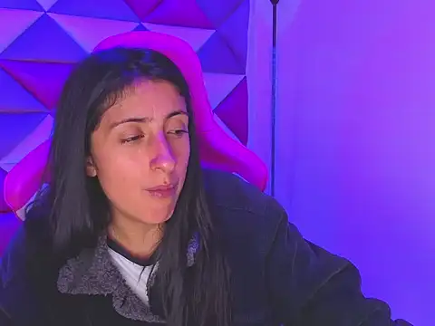 Cameron cutte online show from December 5, 3:06 am