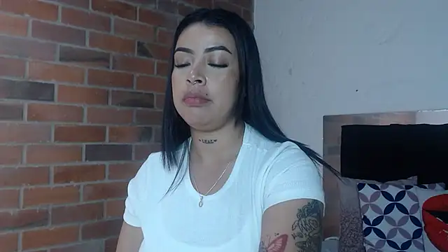 salome  hills1 online show from March 12, 4:31 pm