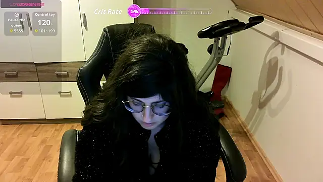 secretmia online show from March 14, 8:10 pm