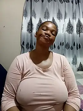 FreakyAngel3X online show from April 8, 10:12 pm