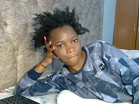 Naughty Girl17 online show from December 2, 6:04 am