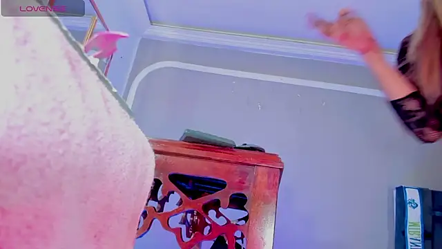 Jimena Grey online show from March 31, 12:10 am