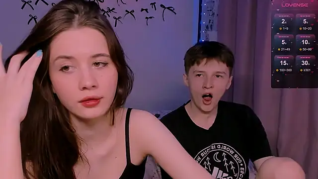 CoddleWeeper  online show from April 12, 12:30 pm