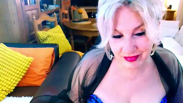 GattonaBiondona online show from December 14, 9:15 am