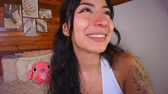 amber curly online show from January 14, 11:21 pm