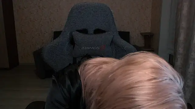 PDiddy  online show from February 8, 2:10 pm