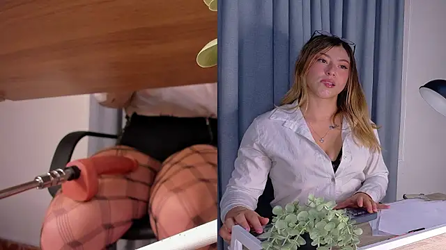 LilithSmith  online show from February 7, 12:20 pm