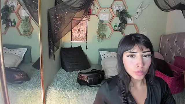Snapshot of SheryLee chatting on October 9, 12:48 am SheryLee online show from October 9, 12:48 am