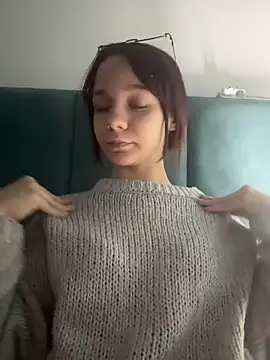 Times  Square online show from February 26, 12:04 pm