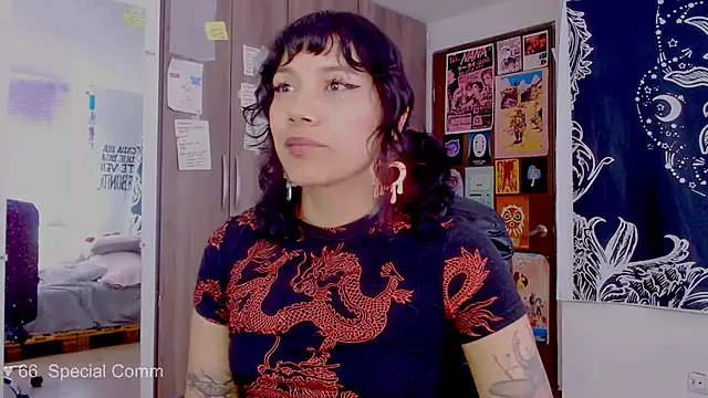 melissahowl online show from October 12, 5:04 pm