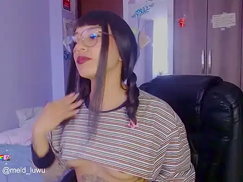 melissahowl online show from June 8, 8:41 pm