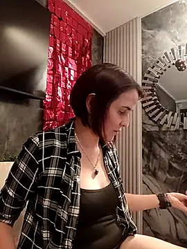 IsisBlake online show from December 19, 8:34 pm