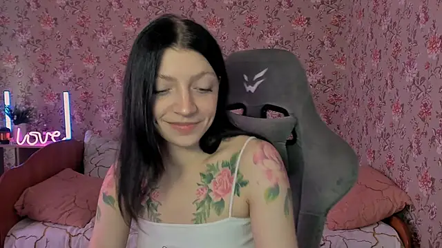 roselolly online show from February 17, 2:55 am