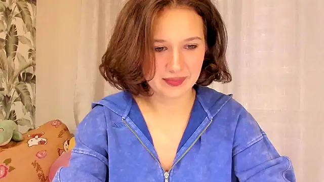 Lilith lutherlow online show from November 3, 3:05 pm