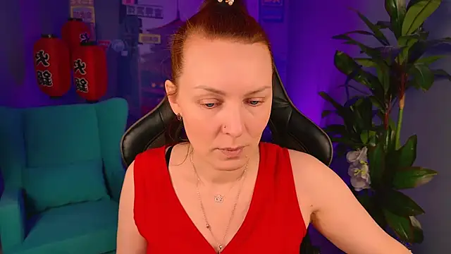 VandaRossi online show from January 13, 9:46 am