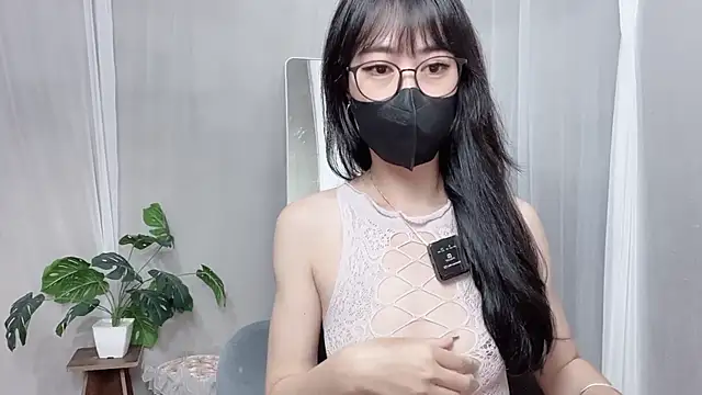 Snapshot of _minji_bae chatting on September 27, 5:09 pm minji bae online show from September 27, 5:09 pm