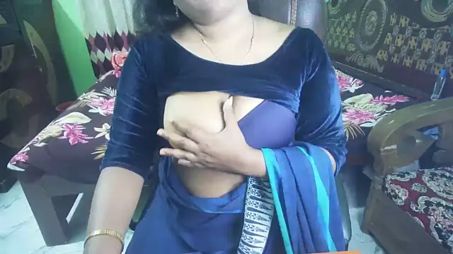 BengaliQueenStar online show from February 24, 5:11 pm