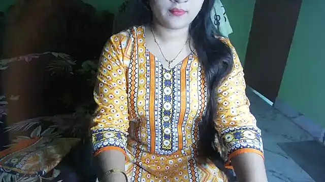 BengaliQueenStar online show from March 16, 4:11 pm