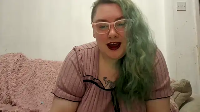 Bustycurves online show from April 20, 10:57 pm