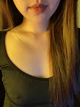 minmin2kk5 online show from March 25, 4:10 pm