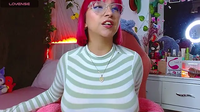 Littlerouse  online show from November 7, 10:47 pm