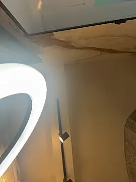 saracaball  online show from April 6, 6:58 am