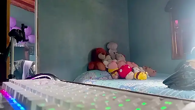 Amelia and lucas online show from October 11, 4:42 pm