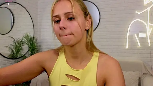 Wendy D0ll online show from April 13, 9:04 pm