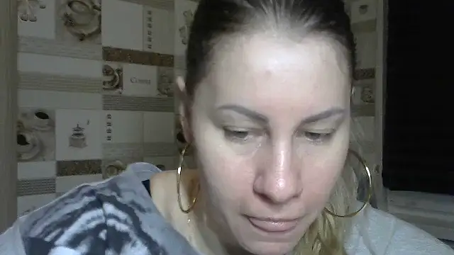 TherestlessKitty online show from November 29, 10:25 pm