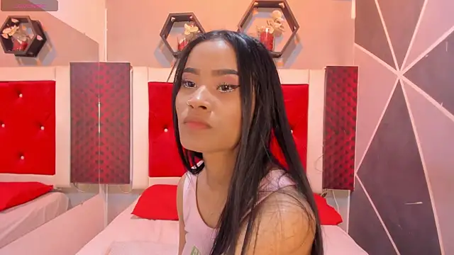 Karoll014 online show from December 22, 12:19 pm