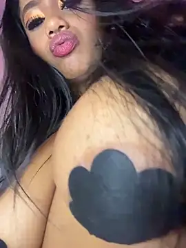 AlisonHoot69 online show from May 6, 8:57 pm