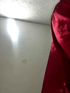 AlisonHoot69 online show from September 18, 4:44 am