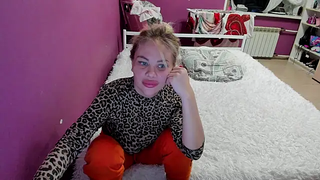 Lika8234 online show from February 16, 2:33 am