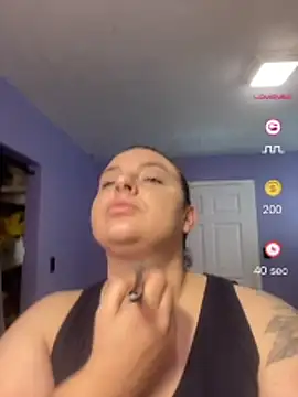lairarose online show from July 15, 1:27 pm
