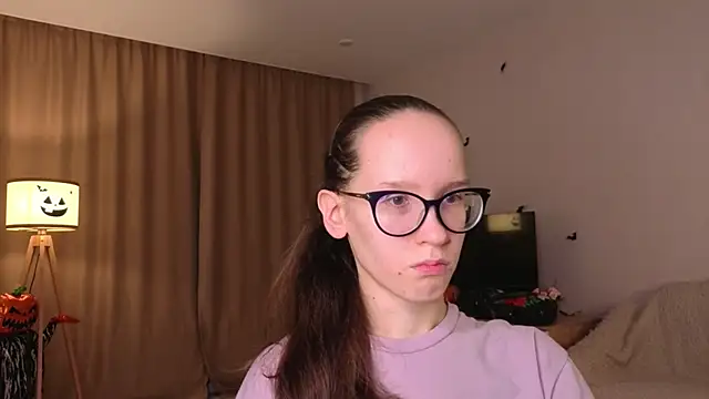 BettyBrowni online show from November 12, 4:05 pm