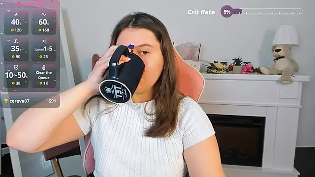 Snapshot of Viola__Shy chatting on September 13, 9:23 pm Viola Shy online show from September 13, 9:23 pm