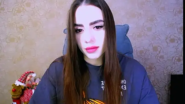  your fantasy girl online show from January 12, 10:09 am