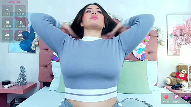 ThyaraJhons online show from December 2, 12:07 pm