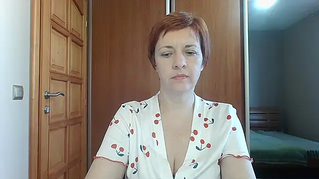 LoraLoraMay online show from March 2, 10:11 am