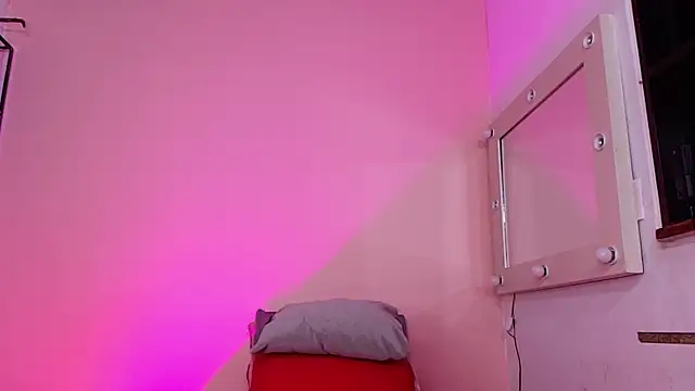 kendal rossi online show from September 24, 12:15 pm