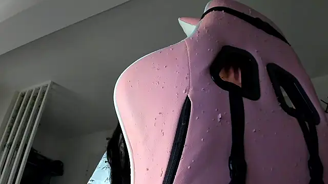 IreneVON online show from November 28, 5:32 am