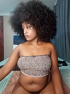 Queen-Chocolate online show from March 15, 6:54 pm