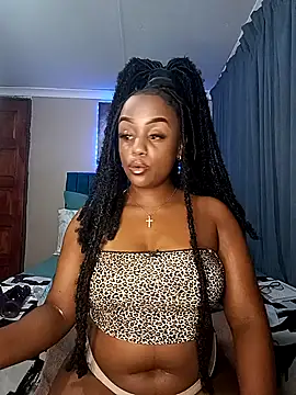 Queen-Chocolate online show from November 28, 10:35 pm