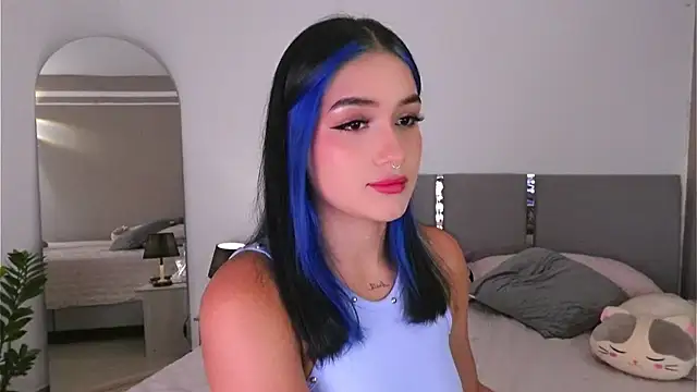 AnnyHizzle online show from September 16, 12:51 am