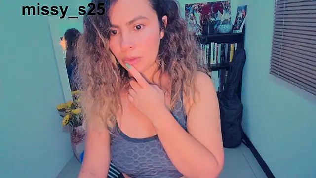 gigi stephans online show from February 18, 3:16 am