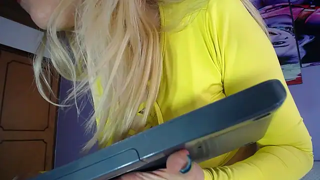 sophia ny online show from March 17, 1:04 pm