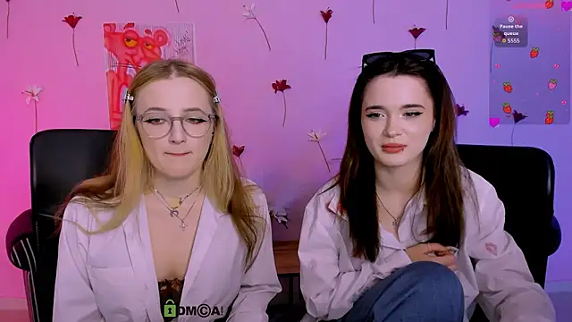 liana kisses online show from March 28, 11:03 pm