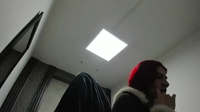 selene red  online show from March 6, 12:50 am